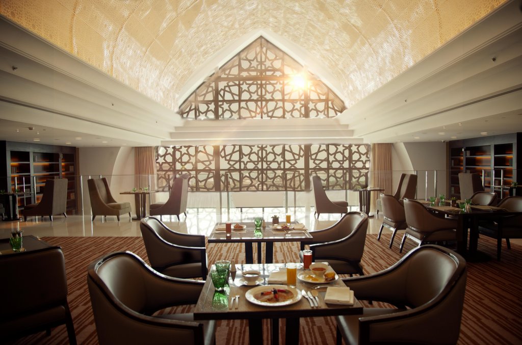 Bab Al Qasr gallery